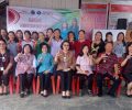 Dinas Lingkungan Hidup Provinsi Sulut  Sosialisasi Pembentukan Bank Sampah di desa Sinuian. 
