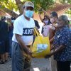 Kunjungi Pulau-Pulau, Gaghana Serahkan Bantuan Bagi Lansia dan Disabilitas Terdampak Covid-19
