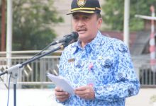 Sekretaris Daerah Kota Manado Micler C. S. Lakat, SH, MH memimpin Apel Korpri Perdana bulan Januari di tahun 2019