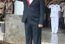 Wakil Bupati Franky D.Wongkar,SH,menjadi Inspektur Upacara (IRUP) Pada Upacara Peringatan Hari jadi Kabupaten Minahasa Selatan(Minsel) Ke-16 Tahun